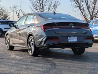 Hyundai ELANTRA 2026 Limited Sedán 4 puertas