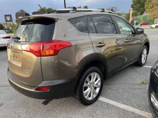 Toyota RAV4 2015