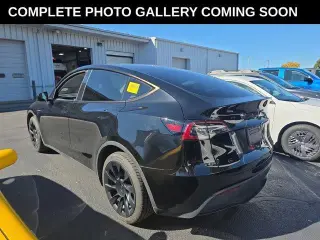 Tesla Model Y 2024 AWD Long Range 4dr Crossover