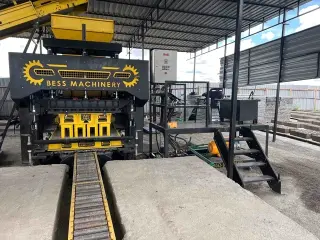 Máquina De Bloques Semiautomát