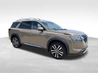 Nissan Pathfinder 2025 AWD Platinum 4p SUV