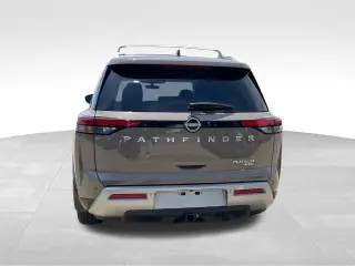 Nissan Pathfinder 2025 AWD Platinum 4p SUV