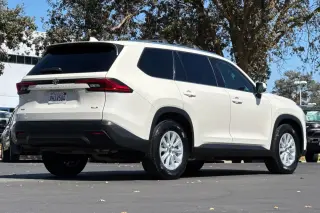 Toyota Grand Highlander 2024 AWD XLE 4dr SUV