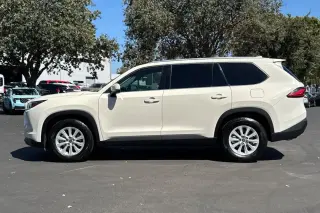 Toyota Grand Highlander 2024 AWD XLE 4dr SUV