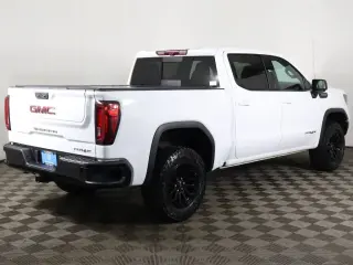 GMC Sierra 1500 2023 4x4 AT4X 4dr Crew Cab 5.8 ft. CB