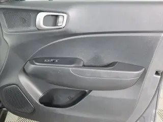 Hyundai VENUE 2023 SEL 4p Crossover