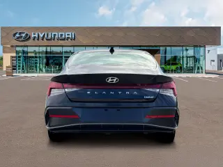 Hyundai ELANTRA 2026 Limited 4p Sedan