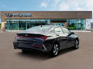 Hyundai ELANTRA 2026 Limited 4p Sedan