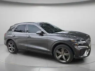 Genesis GV70 2024 AWD 2.5T Estándar 4p SUV