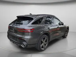 Genesis GV70 2024 AWD 2.5T Estándar 4p SUV