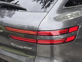 Genesis GV70 2024 AWD 2.5T Estándar 4p SUV
