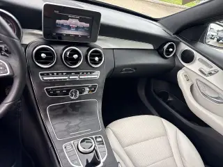 Clase C Mercedes-Benz 2018 C 300 4p Sedan