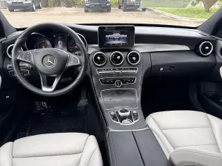 Clase C Mercedes-Benz 2018 C 300 4p Sedan