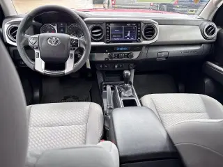 Toyota Tacoma 2022 4x2 TRD Todo Terreno 4p Doble Cabina 5.0 ft CB