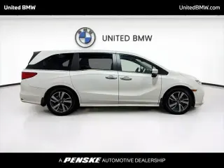 Honda Odyssey 2022 Touring 4p Mini-Van