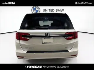 Honda Odyssey 2022 Touring 4p Mini-Van