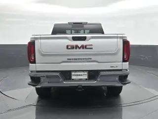 GMC Sierra 1500 2021 4x2 SLT 4dr Crew Cab 5.8 ft. SB