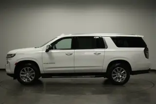 Chevrolet Suburban 2023 4x4 Premier 4dr SUV