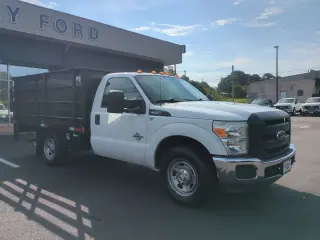 Ford F-350 Super Duty 2014 4x2 XL 2dr Cabina Regular 141 in. WB Chasis SRW