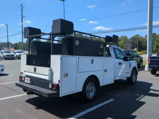 Ford F-350 Super Duty 2020 4x2 XL 2dr Regular Cab 145 in. WB SRW Chassis