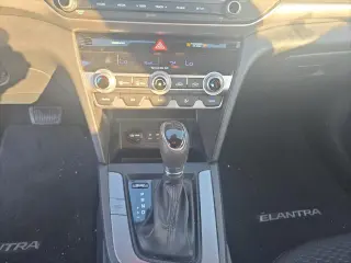 Hyundai ELANTRA 2020 SE Sedán 4 puertas