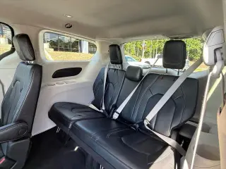 Chrysler Pacifica 2023 Touring L 4dr Mini-Van