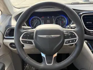 Chrysler Pacifica 2023 Touring L 4dr Mini-Van