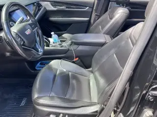 Cadillac XT6 2020 Premium Luxury 4dr SUV