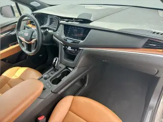 Cadillac XT5 2023 Lujo Premium 4p SUV