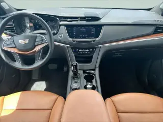 Cadillac XT5 2023 Lujo Premium 4p SUV