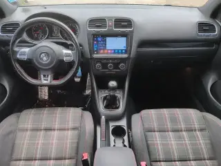 Volkswagen GTI 2014 Edición Conductor PZEV 4p Hatchback 6M