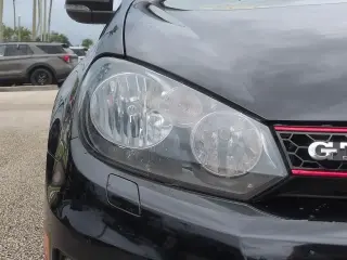 Volkswagen GTI 2014 Edición Conductor PZEV 4p Hatchback 6M