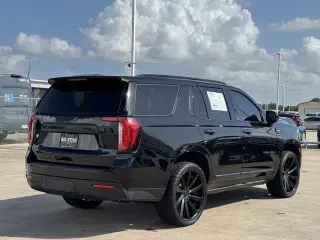 GMC Yukon 2022 4x4 SLT 4dr SUV