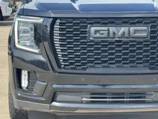 GMC Yukon 2022 4x4 SLT 4dr SUV