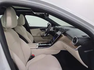 Mercedes-Benz Clase C 2022 C 300 4p SedÃ¡n