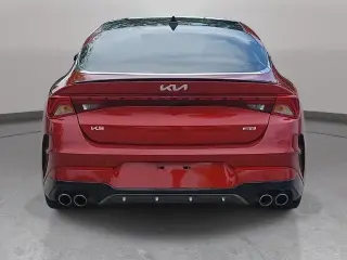 Kia K5 2023 GT 4dr Sedán