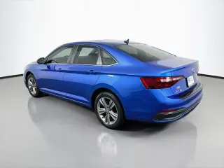 Volkswagen Jetta 2024 SE 4p Sedano
