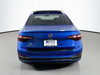Volkswagen Jetta 2024 SE 4p Sedano