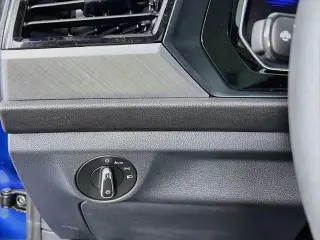 Volkswagen Jetta 2024 SE 4p Sedano