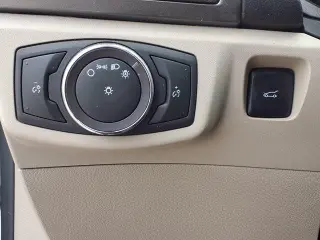 Ford Fusion Hybrid 2019 SEL 4dr Sedan