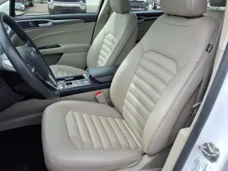 Ford Fusion Hybrid 2019 SEL 4dr Sedan