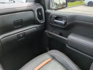 GMC Sierra 1500 2021 4x4 AT4 4p Cab Crew 5.8 ft. CB