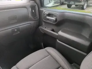 Chevrolet Silverado 1500 2025 4x4 Custom 4dr Crew Cab 5.8 ft. SB