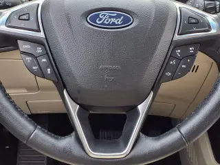 Ford Edge 2023 AWD Titanium 4dr Crossover