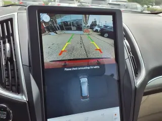 Ford Edge 2023 AWD Titanium 4dr Crossover