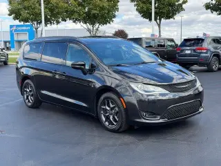 Chrysler Pacifica 2020 Limited 4dr Mini-Van