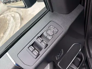 Ford F-150 2016 4x4 Lariat 4p SuperCrew 5.5 pies SB
