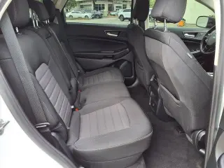 Ford Edge 2022 AWD SE 4dr Crossover