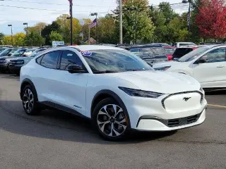 Ford Mustang Mach-E 2024 AWD Select 4dr SUV