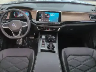 Volkswagen Atlas 2025 SE 4dr SUV w/Technology